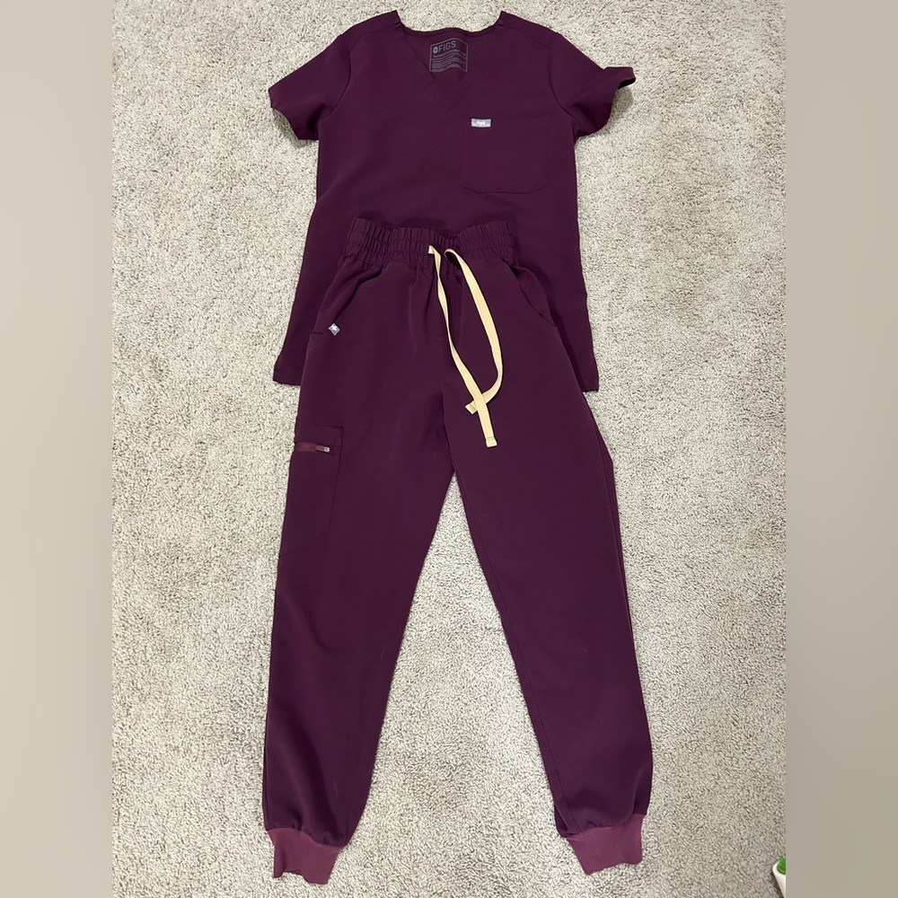 Figs Scrub set